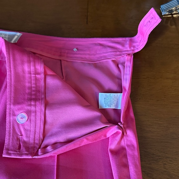 Worthington Pink Capris - Picture 4 of 8